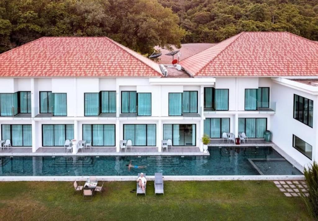 Hotel Viva Montane Ban Nong Chap Tao Exterior foto